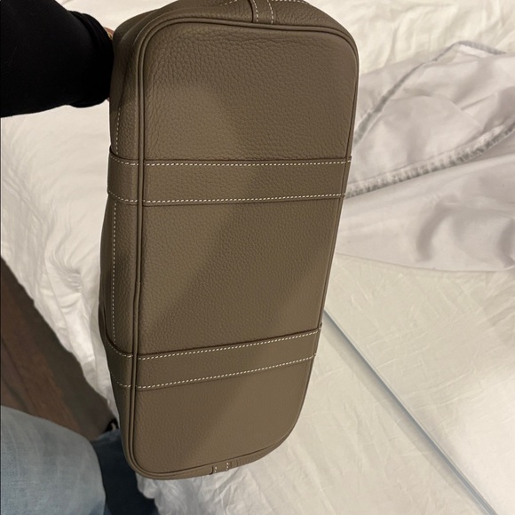 Elegant Taupe “Hermes Garden Party” Leather Tote Bag - Picture 5 of 5